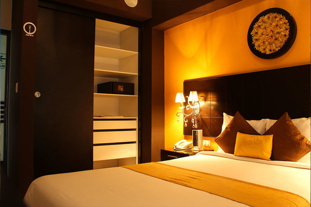 ليما Hotel Ginebra المظهر الخارجي الصورة